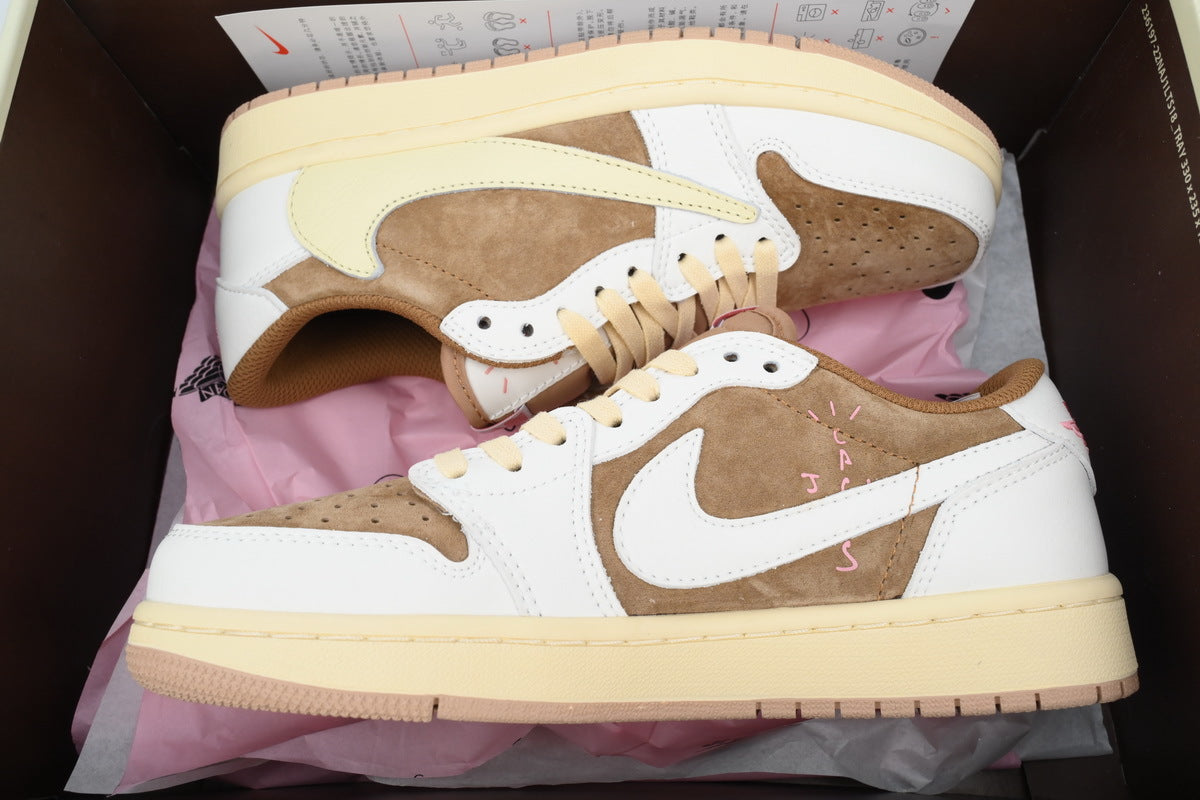 Travis Scott x Air Jordan 1 Low OG Sail Shy Pink