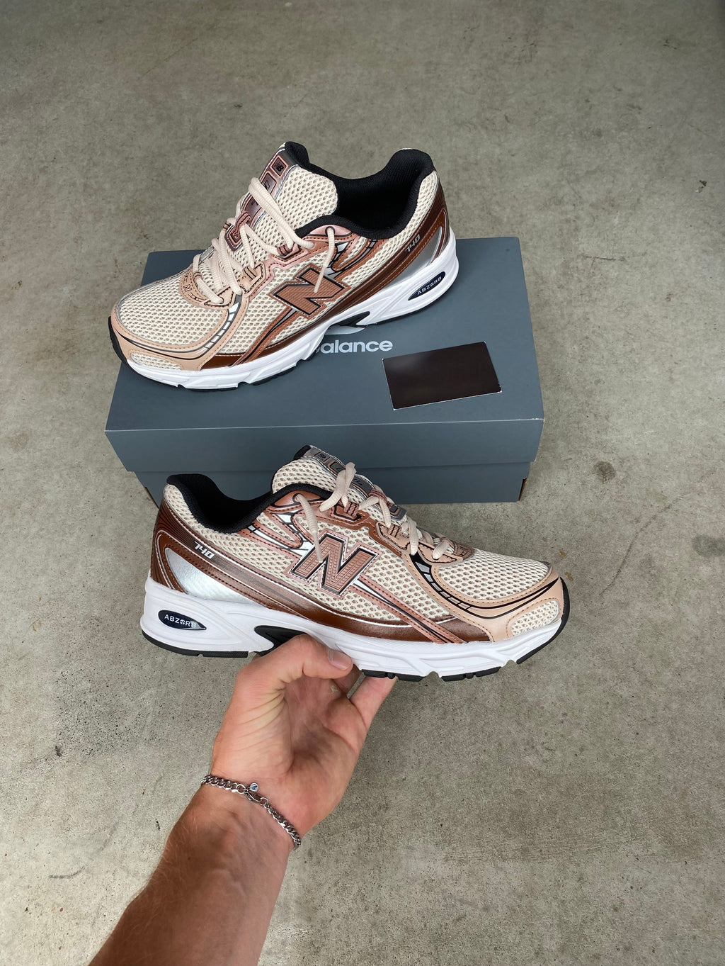 New balance “Rich Oak”
