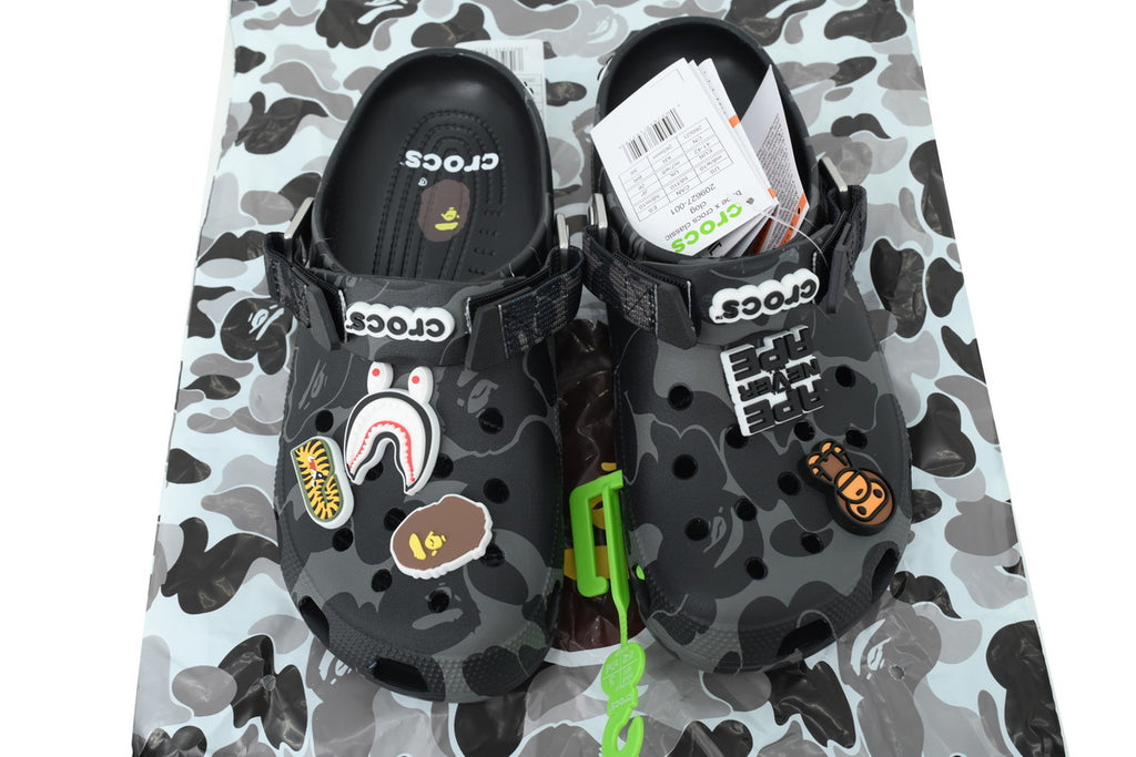 BAPE x Crocs Classic Clog BAPE x Crocs Classic Clog 'ABC Camo - Black