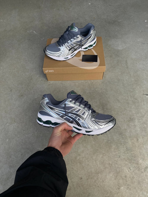 ASICS gel kayano “Metroplolis Jasper Green”
