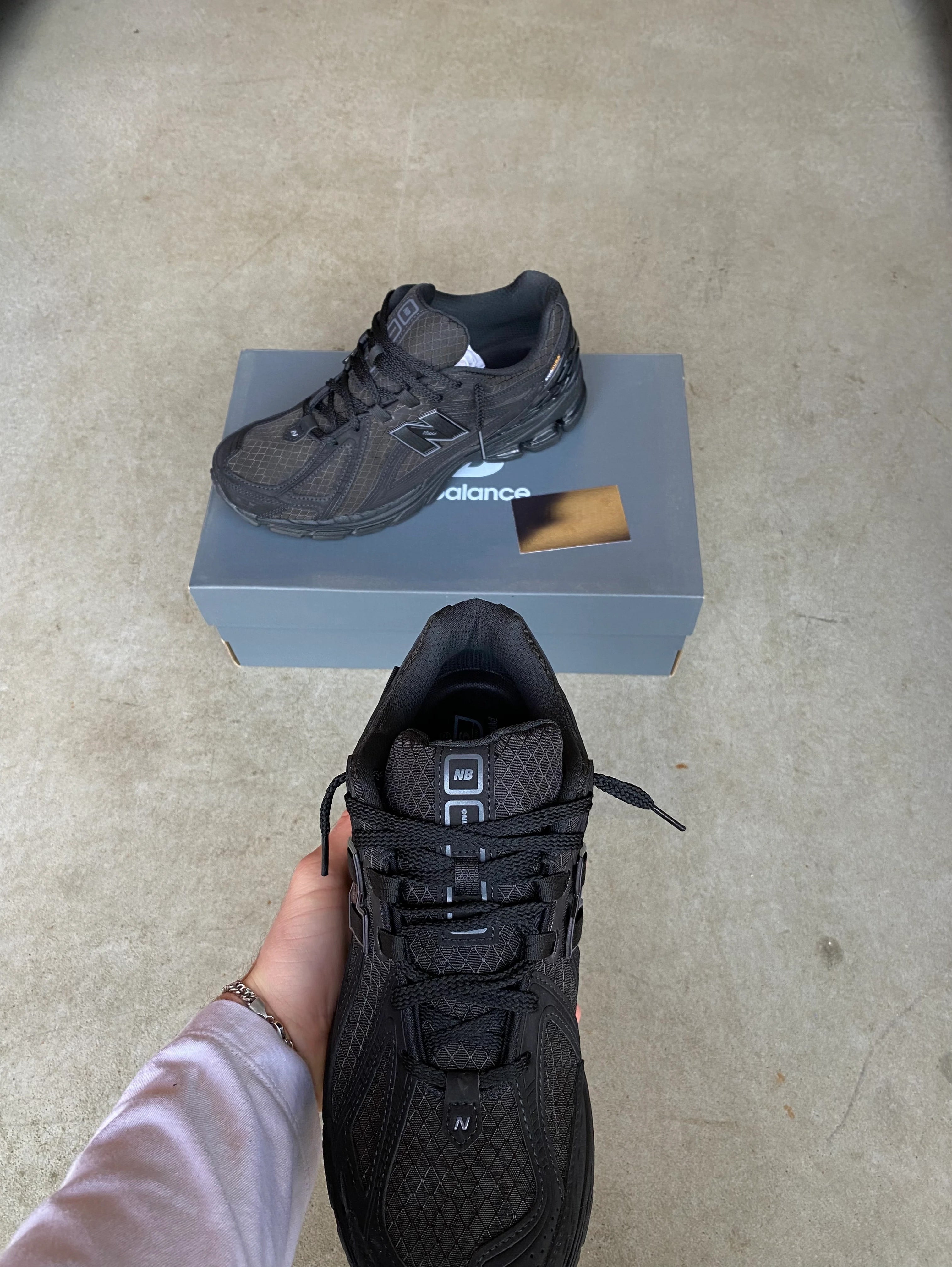 New balance “Cordura black"