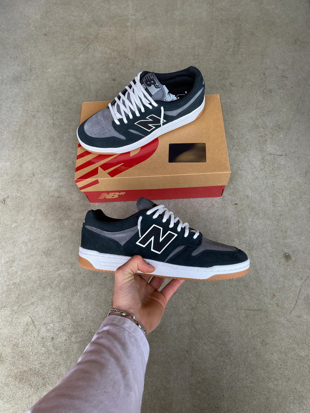 New balance “Black Grey”