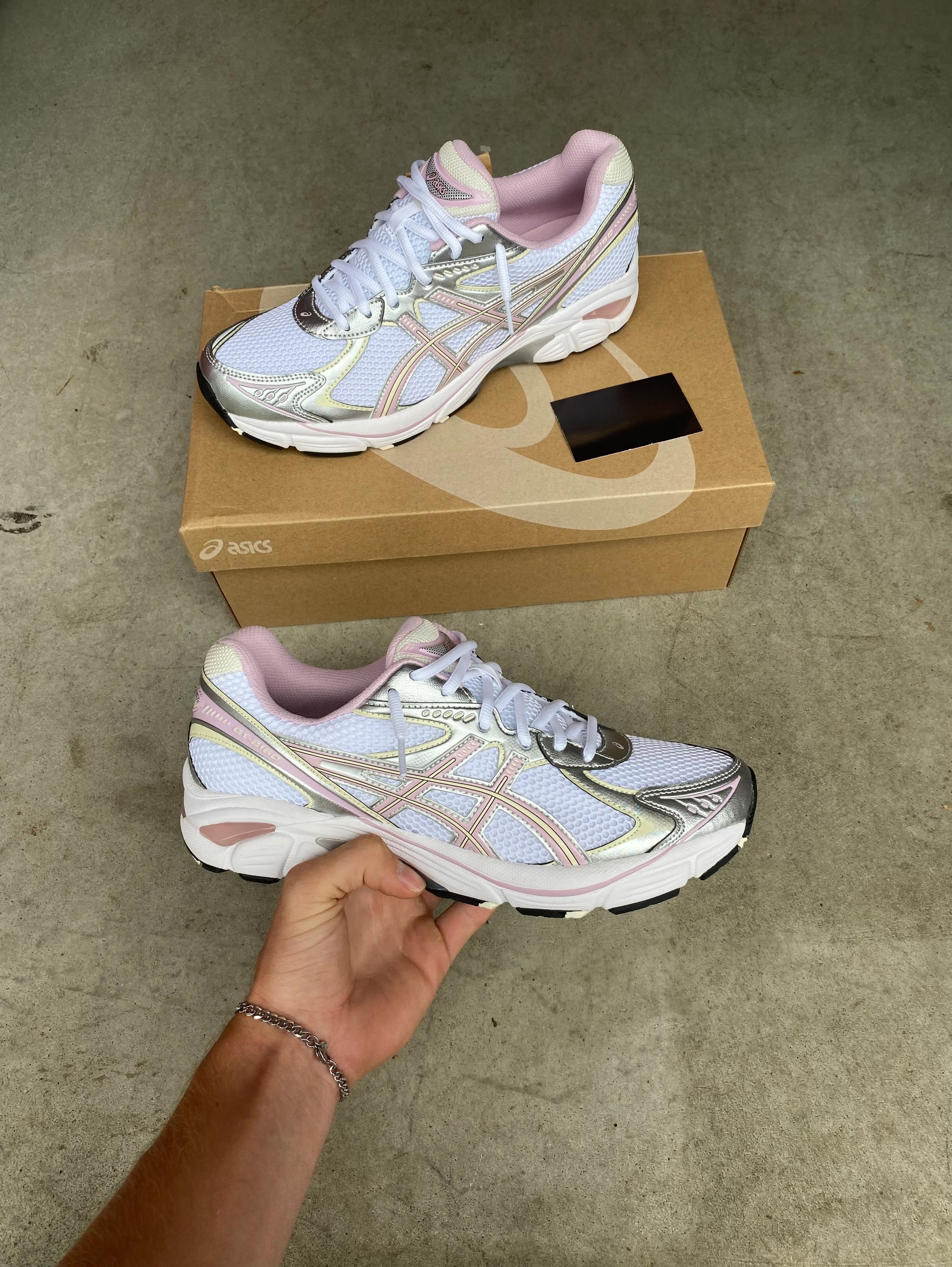 ASICS “White Rose Water”