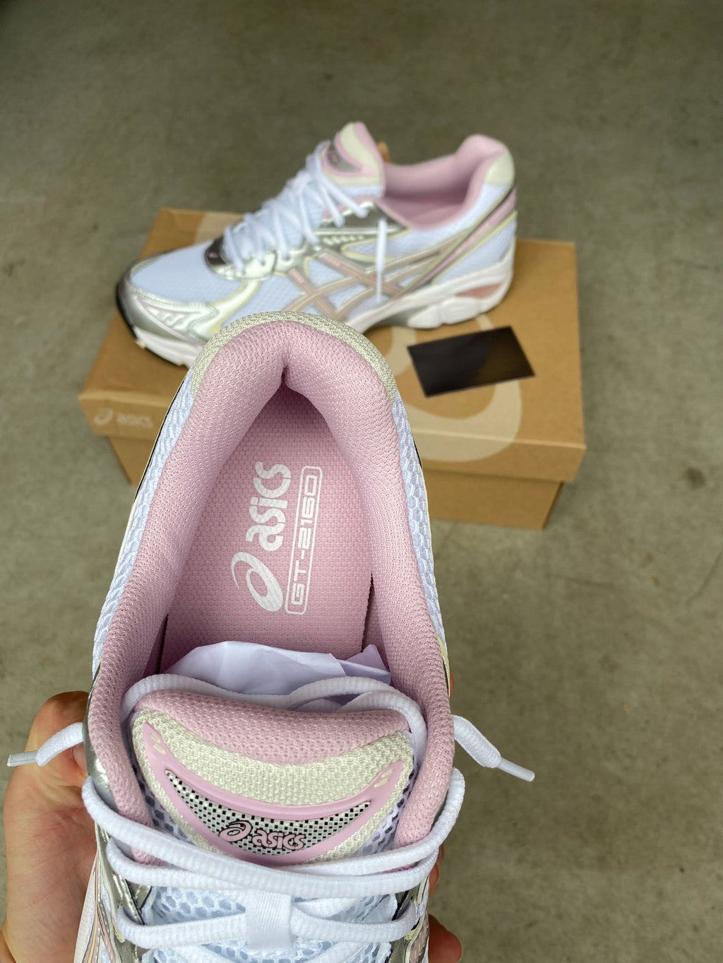 ASICS “White Rose Water”