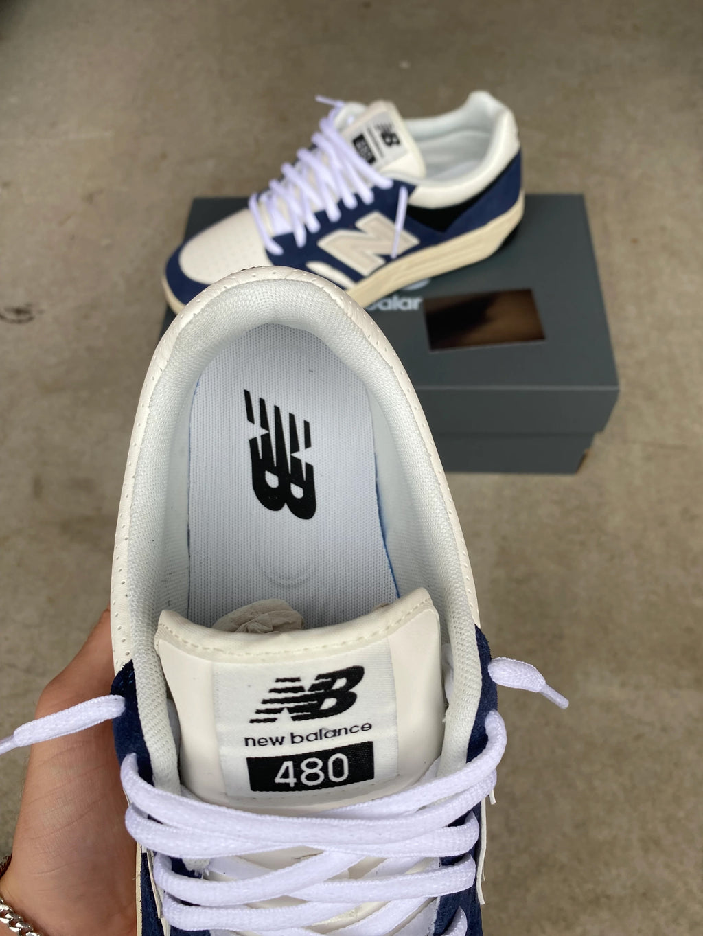 New balance “Navy”