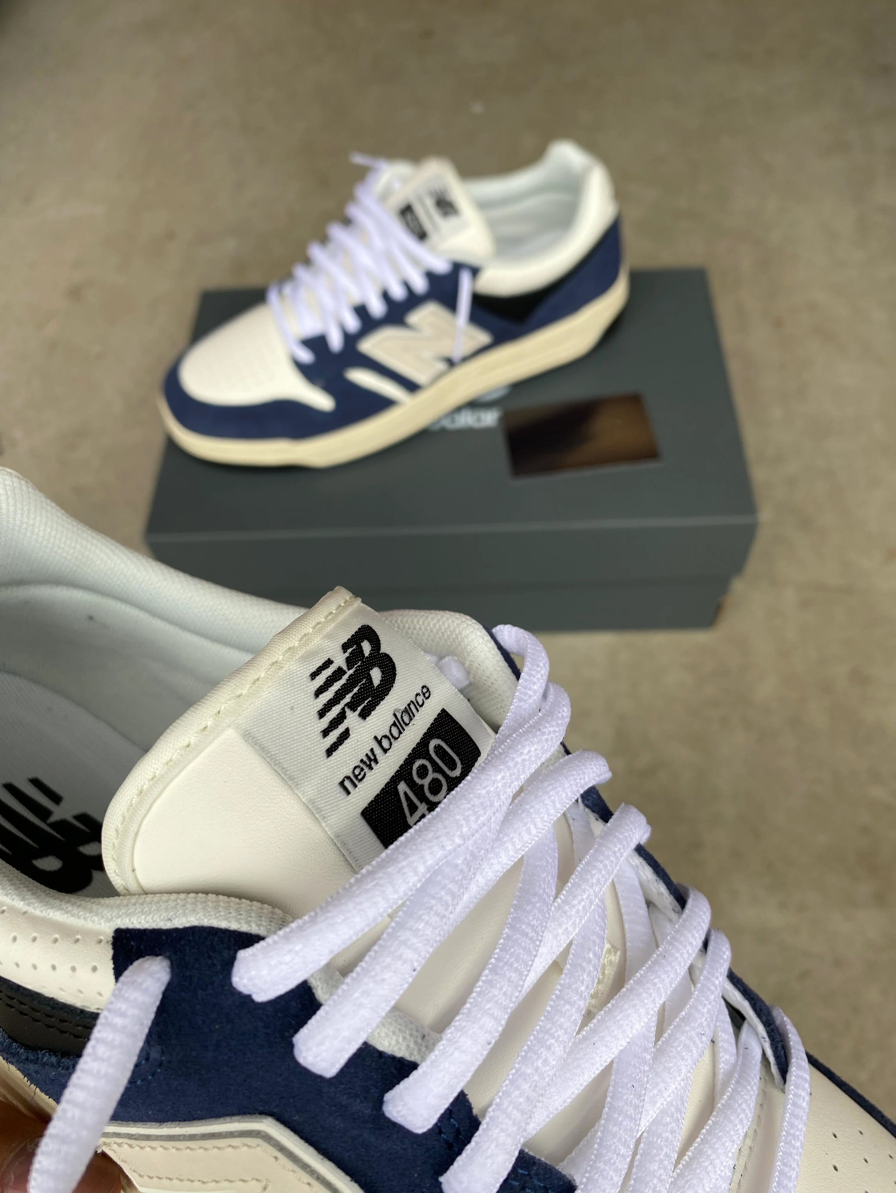 New balance “Navy”
