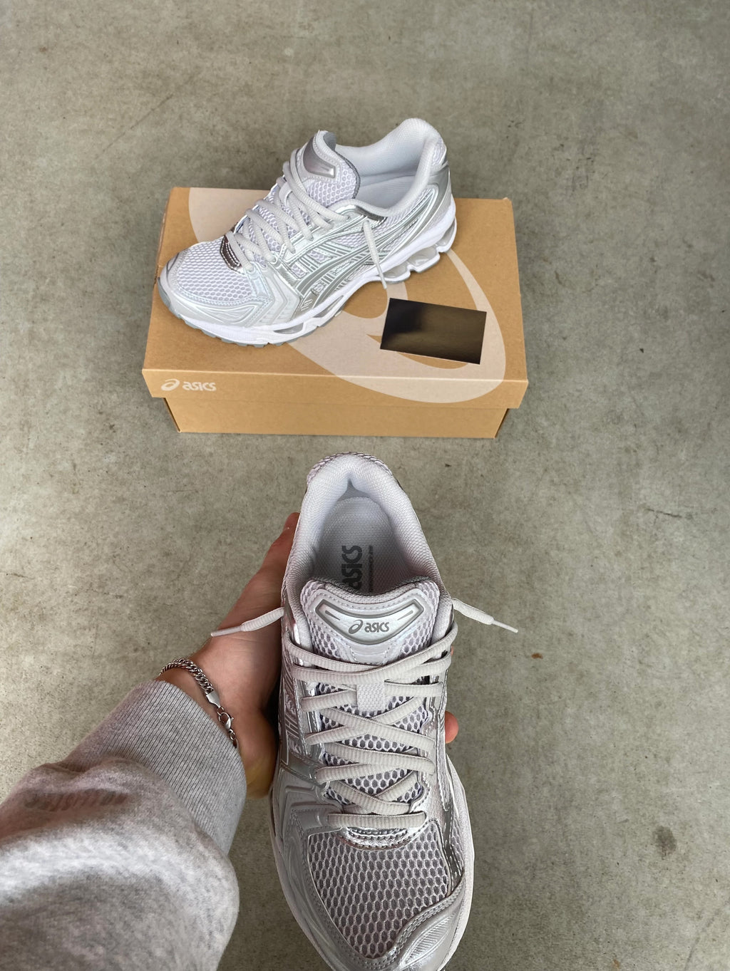 ASICS gel kayano “Cloud Grey”