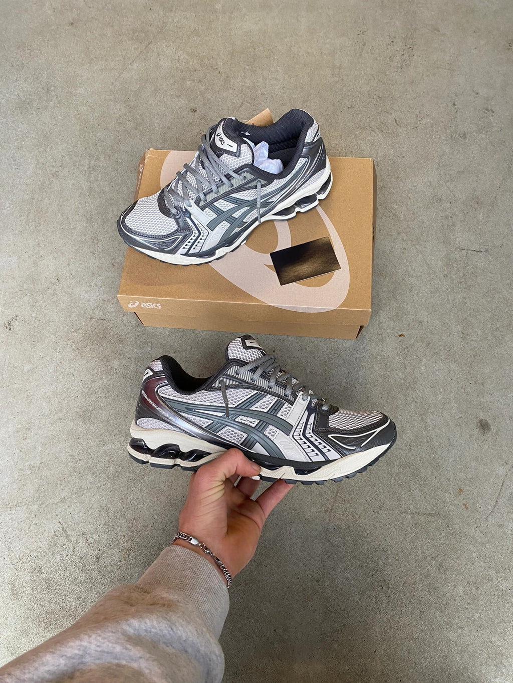 ASICS gel kayano “Oyster Grey”